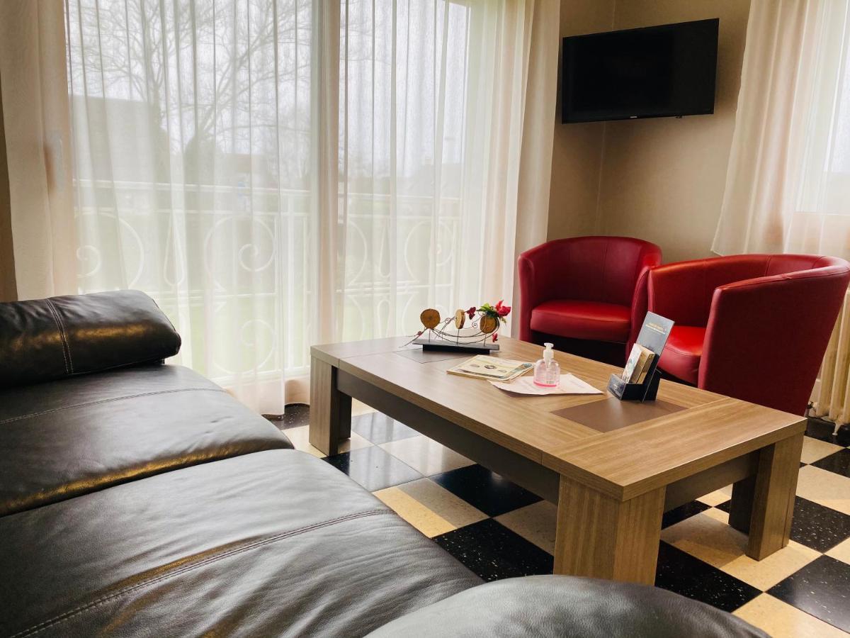 Contact Hotel - Motel Les Bleuets & Spa La Rivière-Saint-Sauveur Kültér fotó